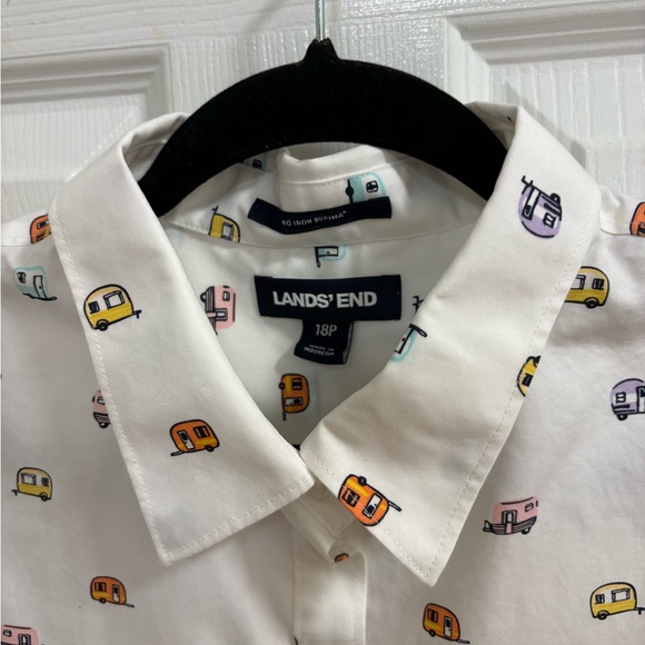 Lands' End women's white sleeveless blouse,  colorful camper van pattern. - Picture 3 of 7